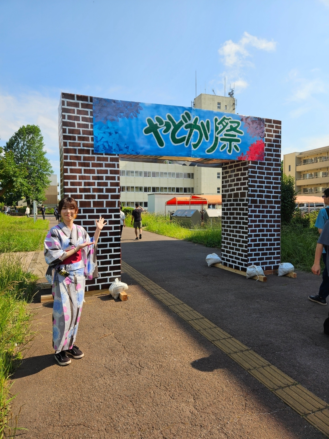 仕事で浴衣を着れてウキウキな私